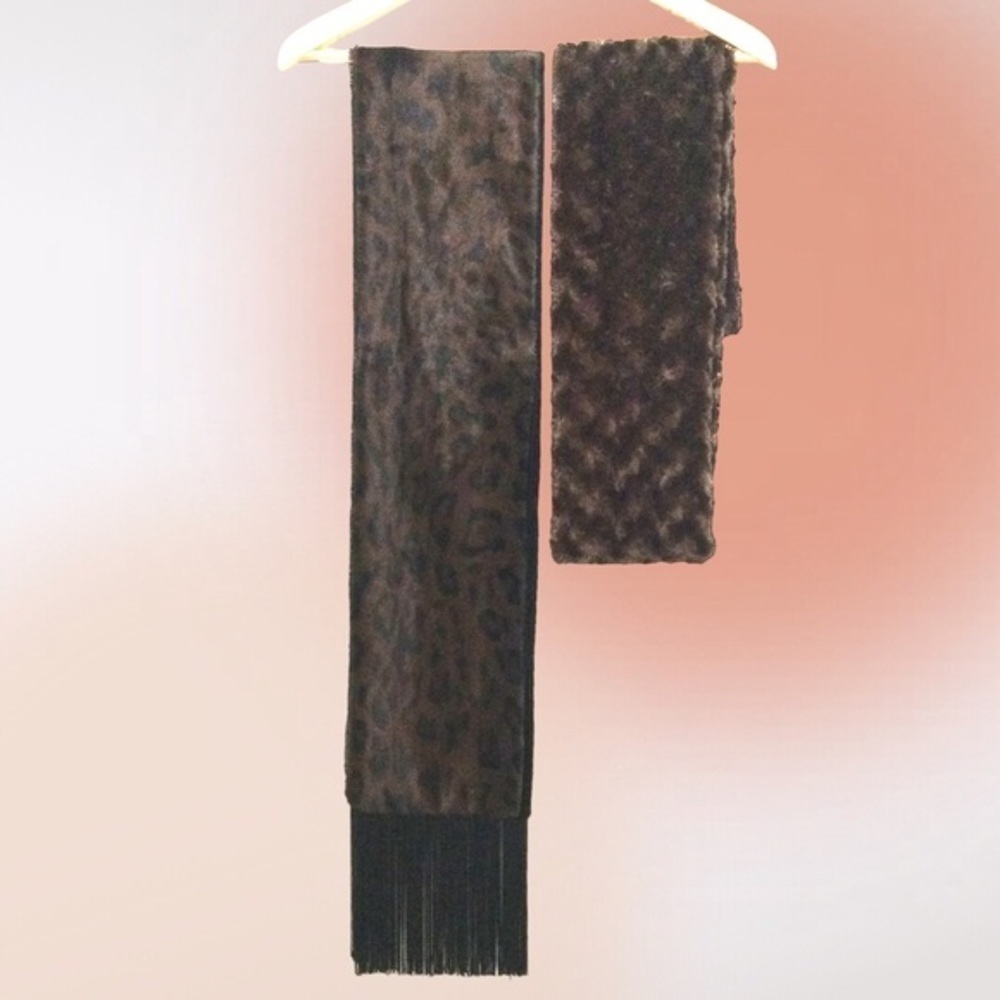 Bundle of Two Plush Chocolate Brown Faux Fur Scarves Oblong‎ and Infinity NWOT